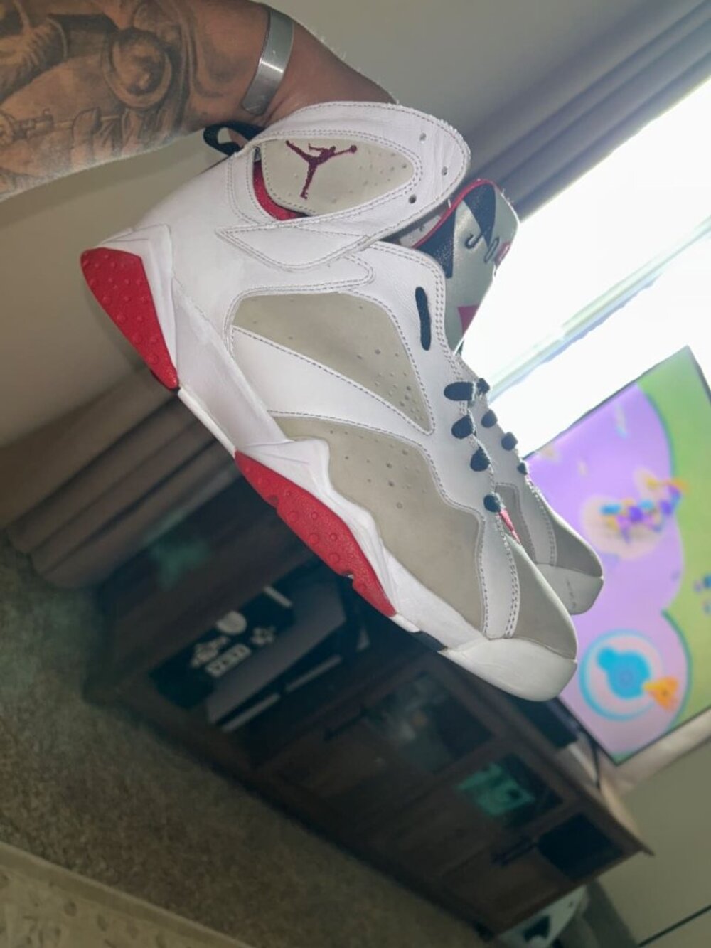 Air Jordan 7 Retro Hare (White/True Red/Light Silver/Trueblue) Size 10.5 Used -…